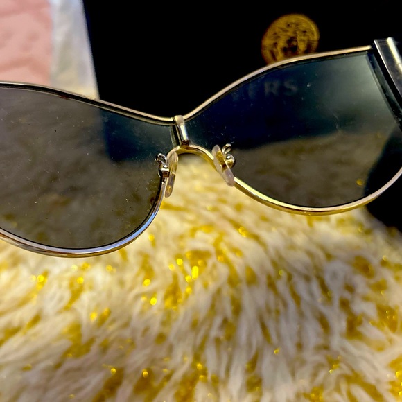 Versace gold frame light grey lenses sunglasses.  Barely worn, no flaws. main image 5